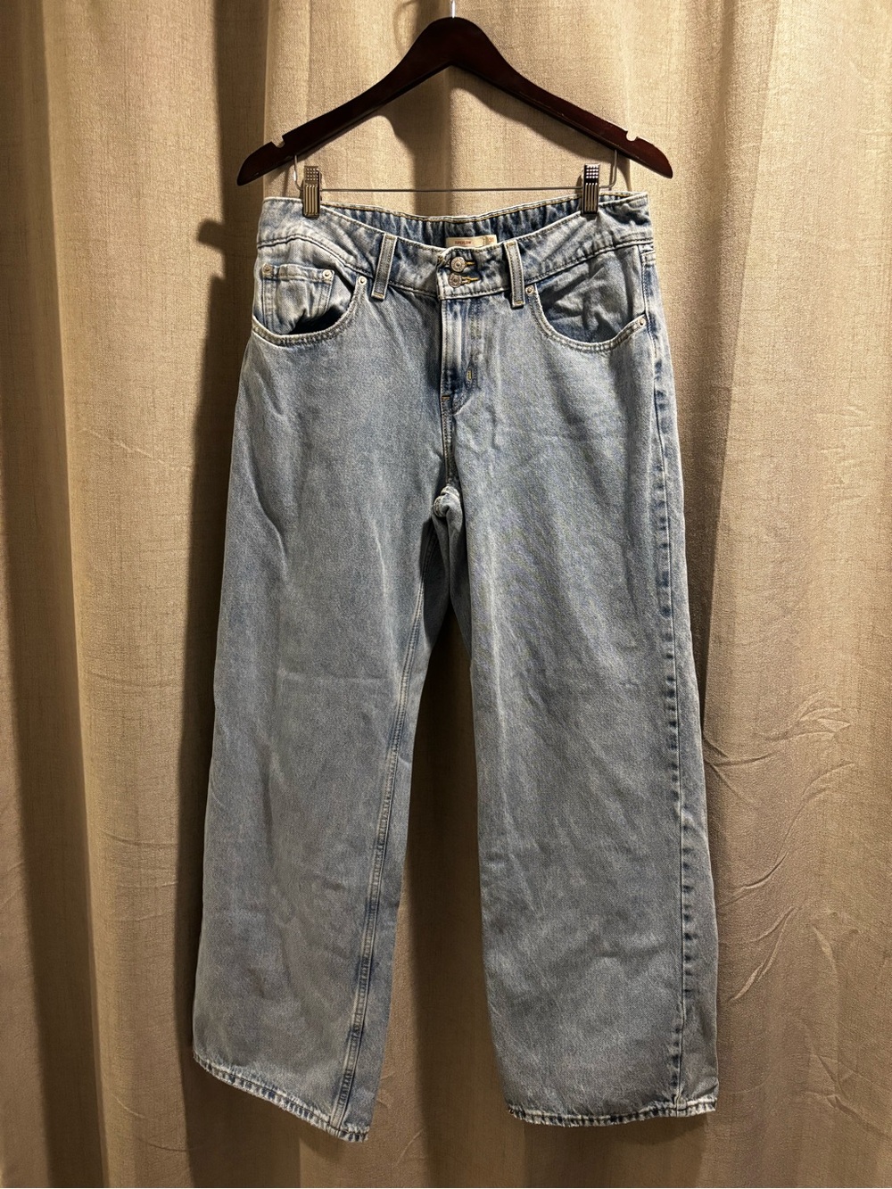 Women’s Levi Jeans Superlow Loose